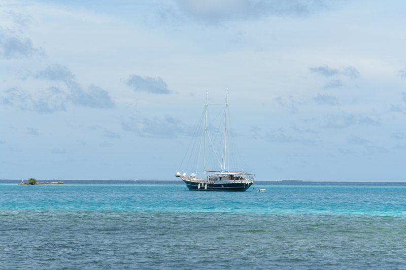  –   (Maldives - a sail boat).